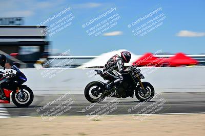 media/Mar-25-2024-Moto Forza (Mon) [[8d4319bd68]]/3-Intermediate Group/Session 4 (Front Straight Speed Pans)/